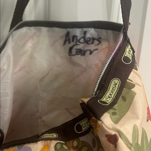 Vintage LeSportsac Colorful Animal Print Tote Bag. Top zipper needs replacing. - Picture 6 of 6